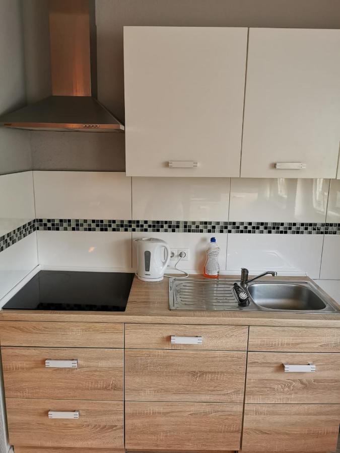 Liebevoll Eingerichtete Ferienwohnung - Zentrale Lage - Netflix & Paytv Wilhelmshaven Ngoại thất bức ảnh