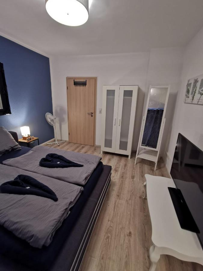 Liebevoll Eingerichtete Ferienwohnung - Zentrale Lage - Netflix & Paytv Wilhelmshaven Ngoại thất bức ảnh